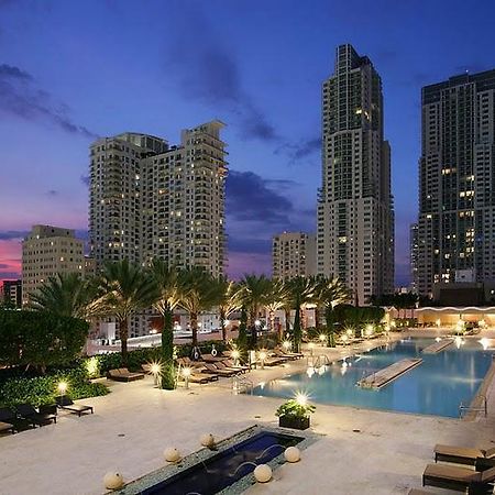 Luxury Apartments At 50 Biscayne Miami Exterior foto